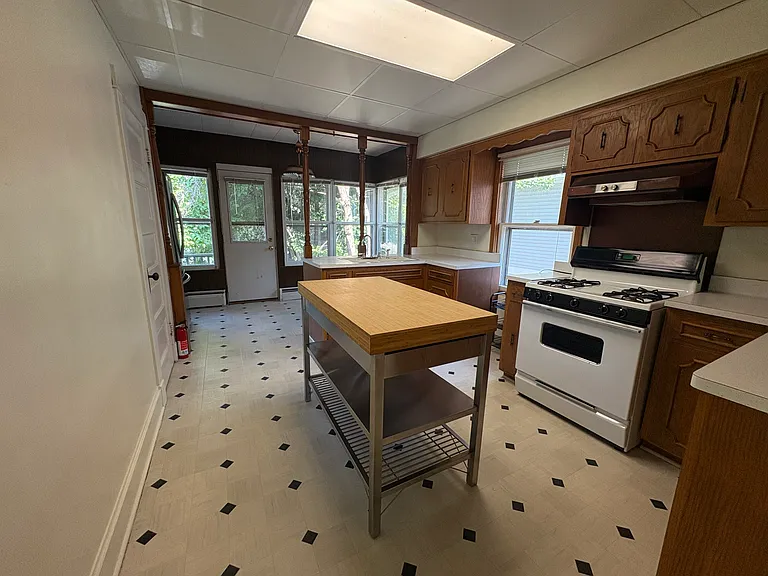 Kitchen with Island