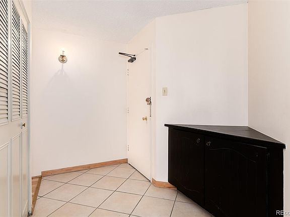 3rd image of 550 E 12th Avenue #907