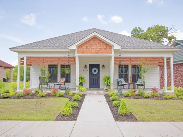 4198 W Winter Evening Pl, Fayetteville, AR 72704