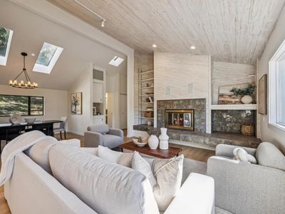 1100 Castro Rd, Monterey, CA, 93940