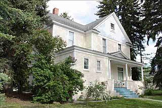 1st image of 328 S Tracy Ave
