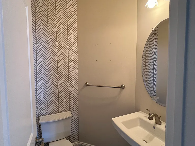 17 Gardenside Pl — Photo 2