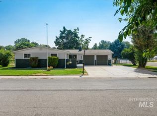 2195 N Middlefield Rd, Boise, ID 83704