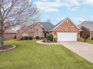 4309 W Braymore Dr, Rogers, AR 72758