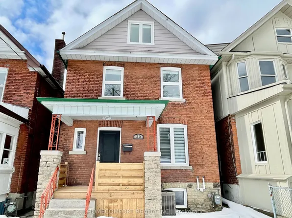 20 Saint Clair Gdns, Toronto, ON M6E 3V4