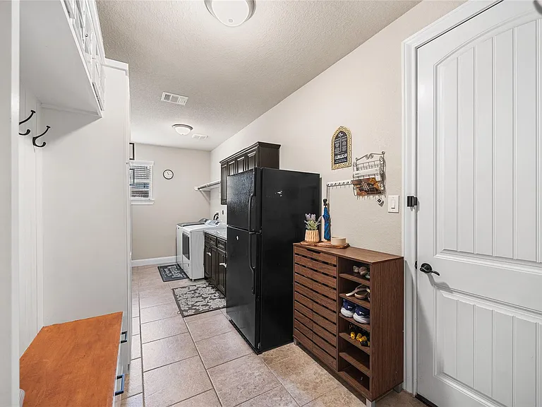 9614 Blackberry Terrace Dr — Photo 34