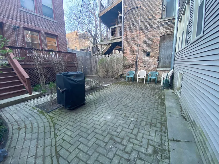 852 W Diversey Pkwy #1R — Photo 16