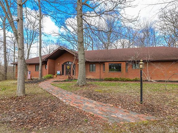 2nd image of 3760 Glory Dr