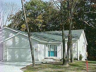 1st image of 5 Willow Dr