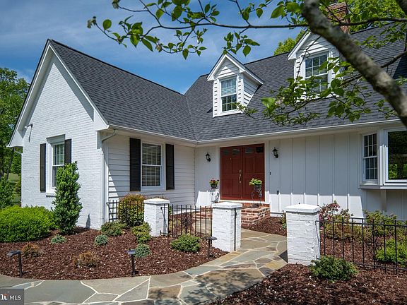 5th image of 3513 Woolman Dr