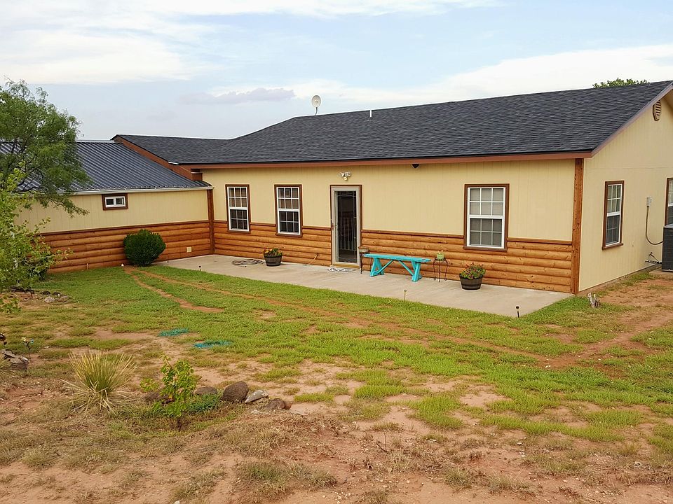 1st image of 17000 Park Cir E