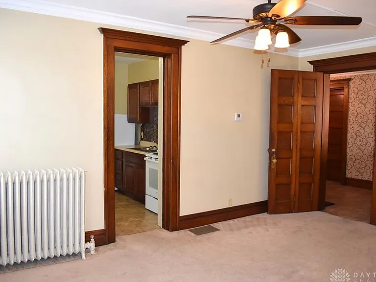 205 W Greene St #B — Photo 7