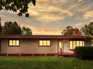 4332 Darron Dr, Lansing, MI 48917