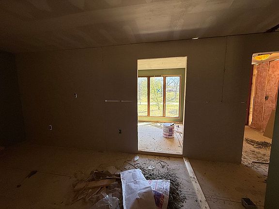 2nd image of 62 Old Pinson Rd