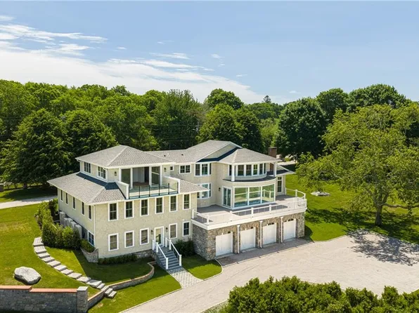 4 Foster Cove Rd, Westerly, RI 02891