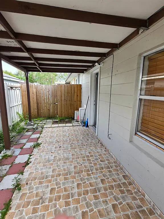 1 bed, 1.0 bath, 600 sqft, $1,100 — Photo 1