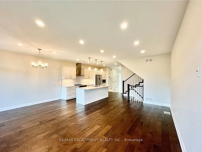 7174 Parsa St — Photo 4