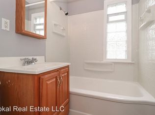 12211 Brookfield Ave, Cleveland, OH