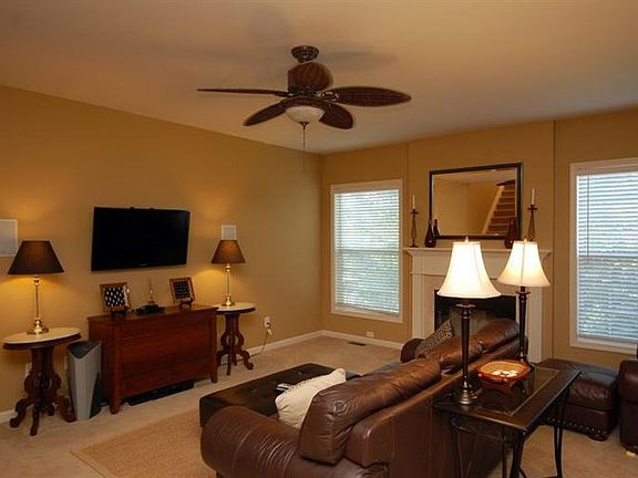 4th image of 624 Skyview Ln