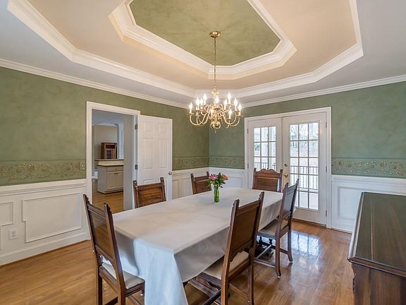 3rd image of 5580 Tenbury Way