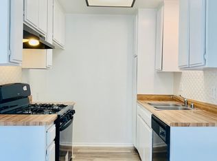 11459 Riverside Dr #85F69KJHX, North Hollywood, CA 91602