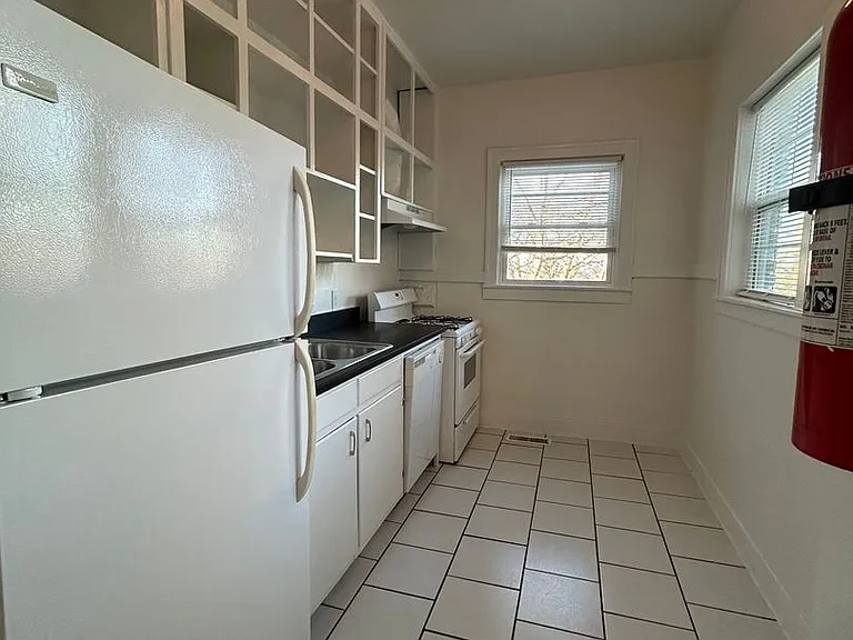 3220 Pawnee Ave — Photo 3