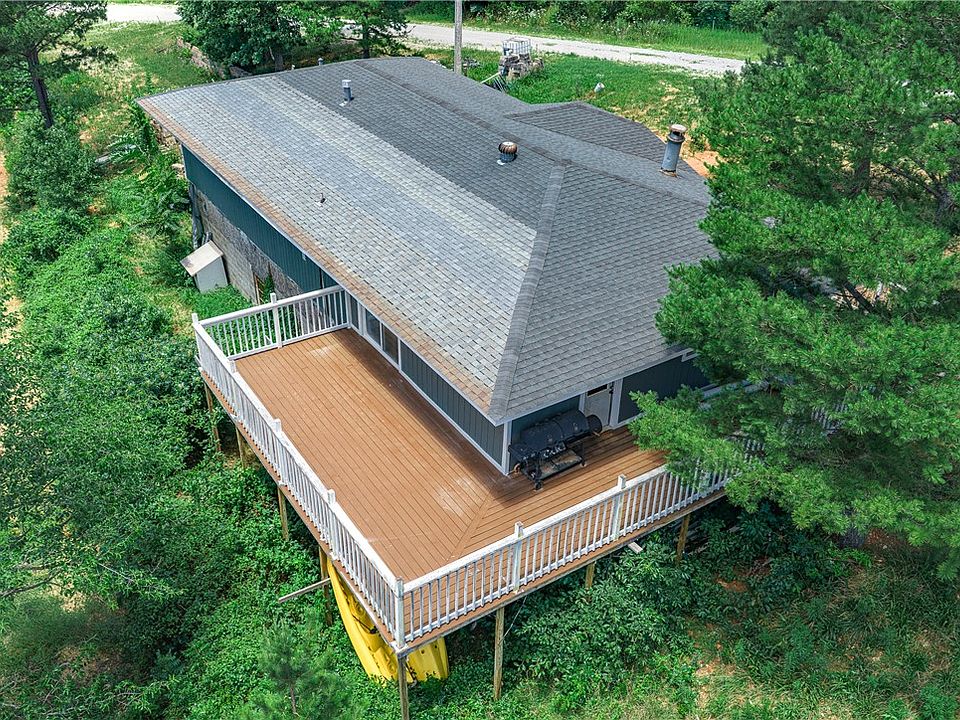 1st image of 303 Pleasant View Ln