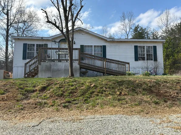 320 Durable Dr, Demorest, GA 30535