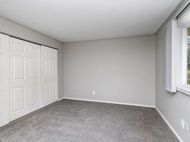 Bay Valley Harbor Apartments — Photo 39