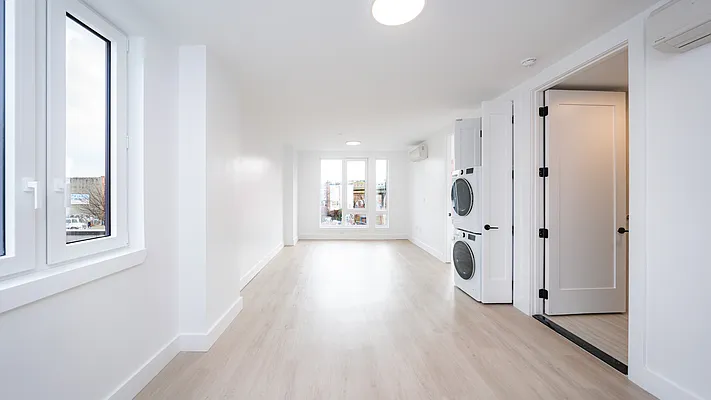 Rented by Nooklyn NYC LLC | media 3