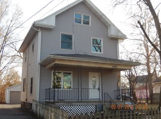 719 E Benton St, Aurora, IL 60505