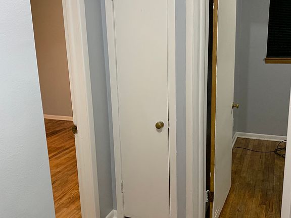 5th image of 3614 E 61st St