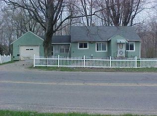734 W Arlington St, Bangor, MI 49013