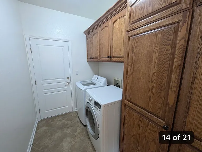 884 Wagon Wheel Ln — Photo 17