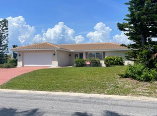 75 Windsor Dr, Englewood, FL 34223
