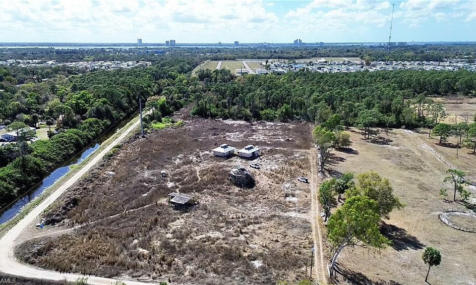 1st image of 4800 Dor Lee LN