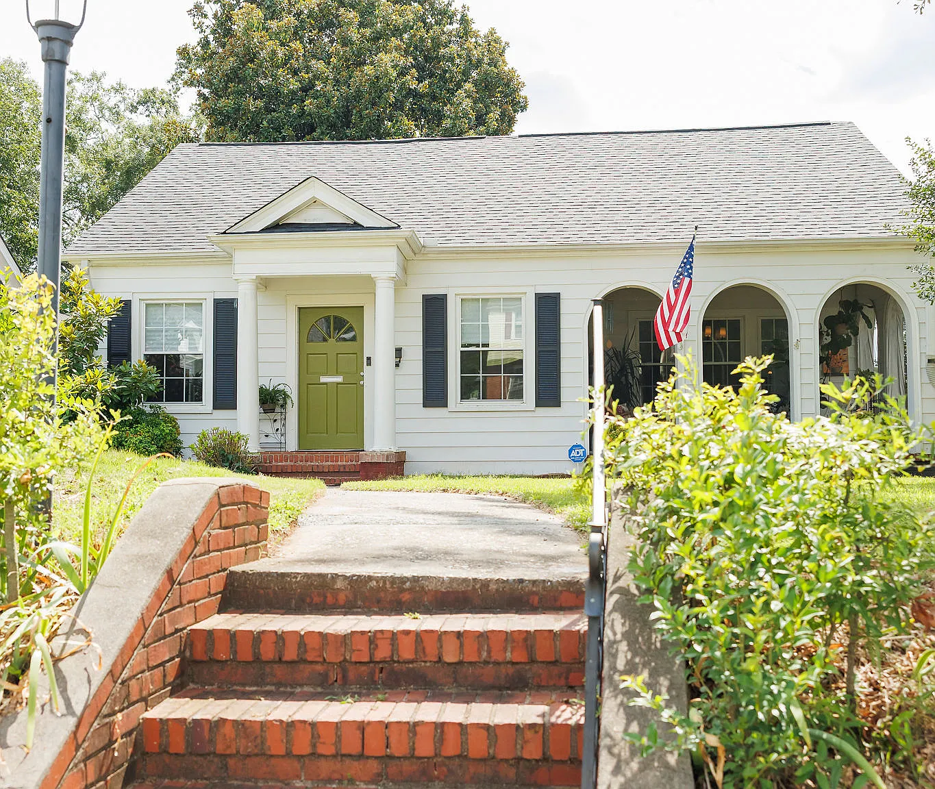 3 bed, 2000 sqft, $3,100 — Photo 1