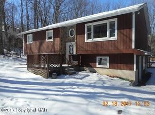 52 Holly Forest Rd, Mount Pocono, PA 18344