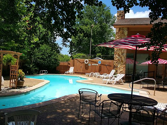4th image of 3419 Stonebrook Pl