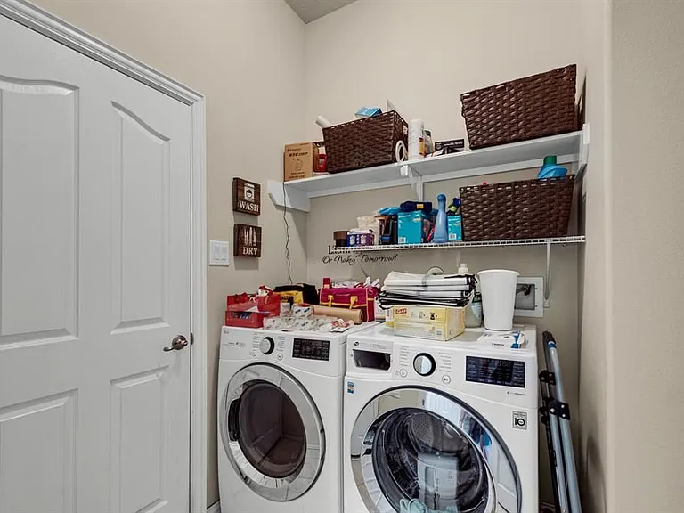 3058 Winterberry Ln — Photo 22