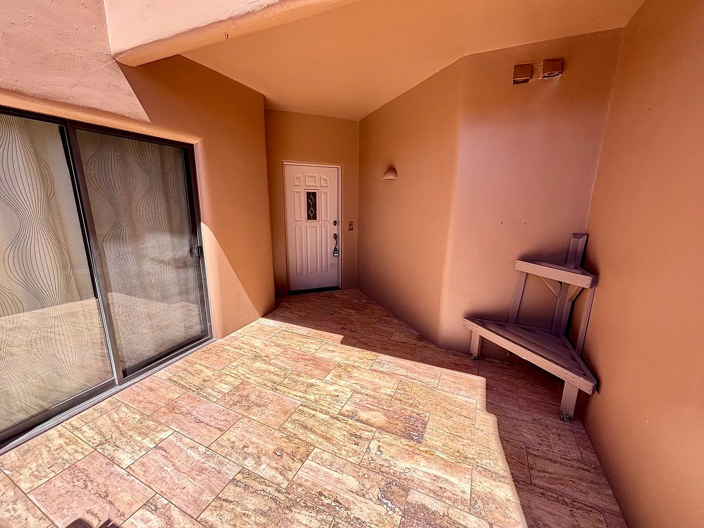 Unfurnished, 1-Year Long-Term Rental — Photo 2