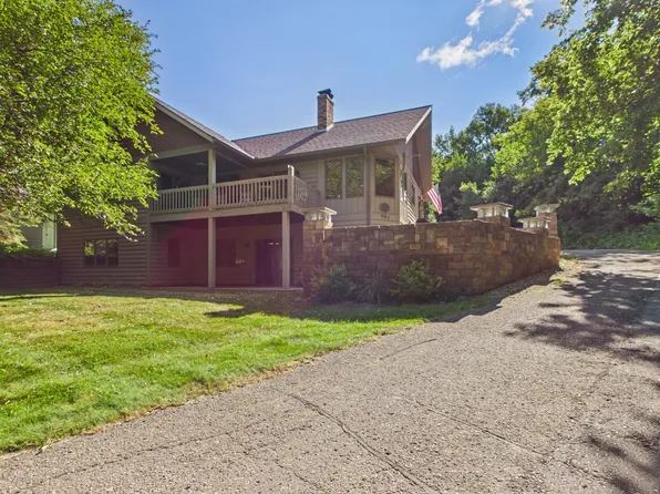 407 Golf Cart Ct, Glenwood, MN 56334