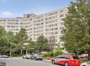 1200 N Nash St APT 565, Arlington, VA