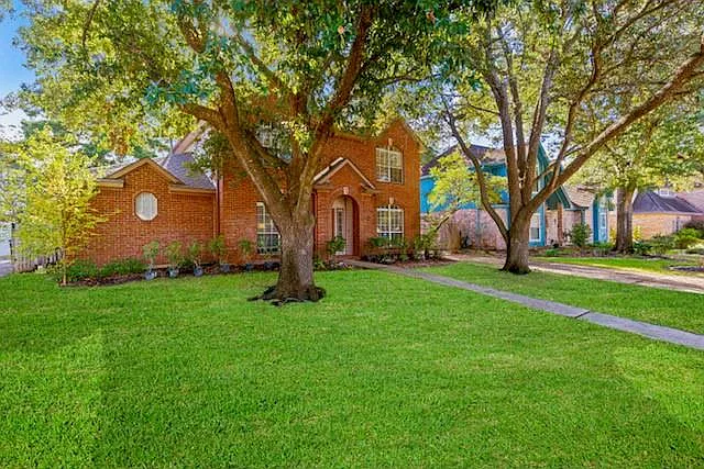 6419 Sutter Park Ln — Photo 2