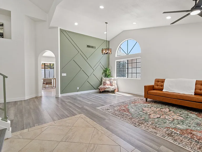 1436 E Kent Ave — Photo 26