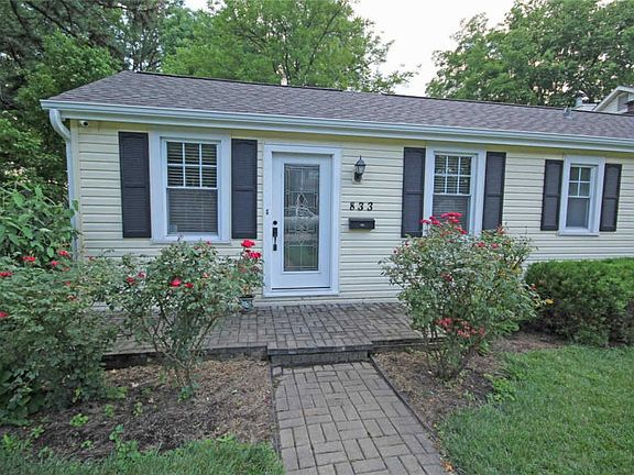 2nd image of 833 Hawkins Ct