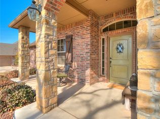 2085 Novate Ln, Edmond, OK 73034