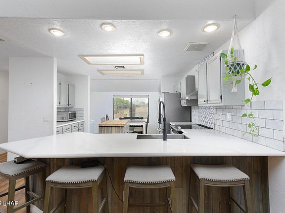 5th image of 3559 Tarpon Dr