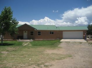 18 King Ct, Los Lunas, NM 87031