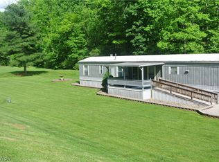 2018 Murphytown Rd, Davisville, WV 26142